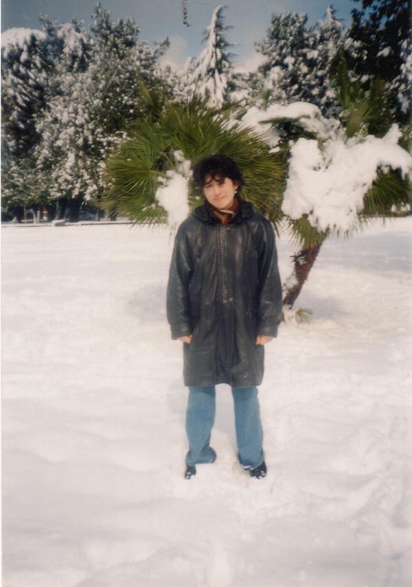 Под снежной пальмой. Батуми, зима-2004