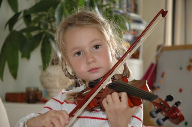 МОЯ ПЛЕМЯННИЦА-ПО МОИМ СТОПАМ