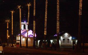Церковь и пальмы