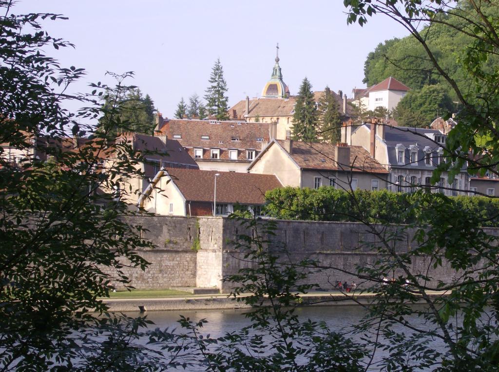 Besançon.