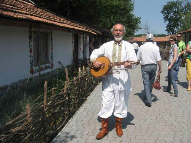 колоритный мужчина