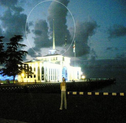 Гомер и Мардж Симпсоны. from Jara.