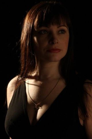 в полутьме (09.05.09.).JPG