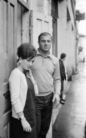 Всё та-же ул.Розы Люксембург, номер дома не знаю..