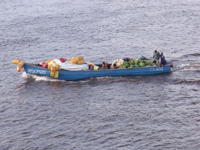 Плавучий рынок