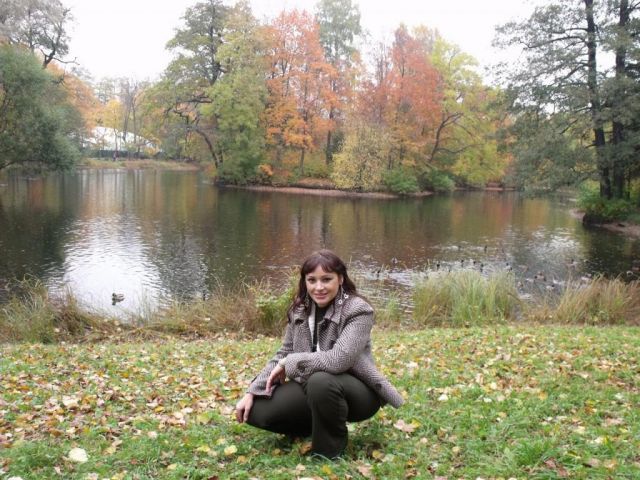 Елагин остров, Санкт-Петербург , 9 октября 2010.jpg