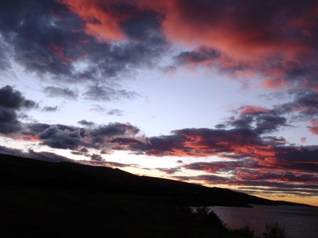 Рассвет над Тбилисским морем (4 октября 2011)