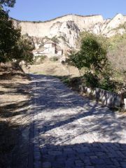 Монастырь вблизи Тбилиси (октябрь 2011)