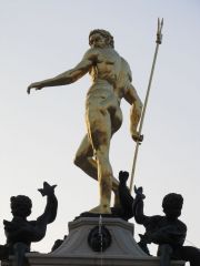 0 57f03 1478a86c orig   Посейдон:" Пойдешь в казино,останешься в моей одежке!"